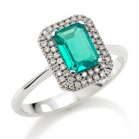Ring with Natural Emerald...